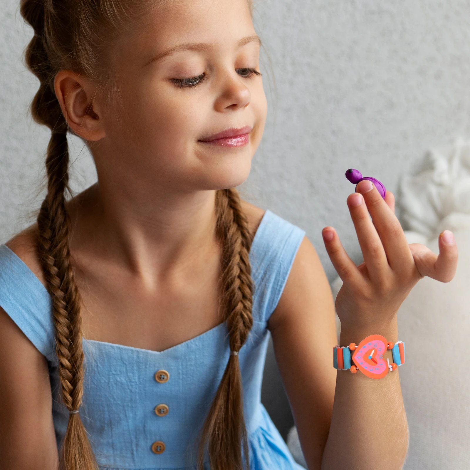 

4pcs Cartoon Wooden Fake Watches For Kids Handmade Colorful Wood Analog Quartz Watch Durable Smooth Surface Comfortable