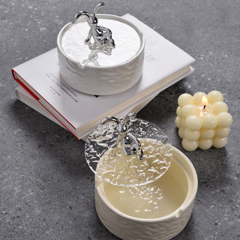 Cream-colored Ceramic Ashtray with Lid Round Nordic Style Living Room Lovely High-grade Ashtray Home Decoration Accessories