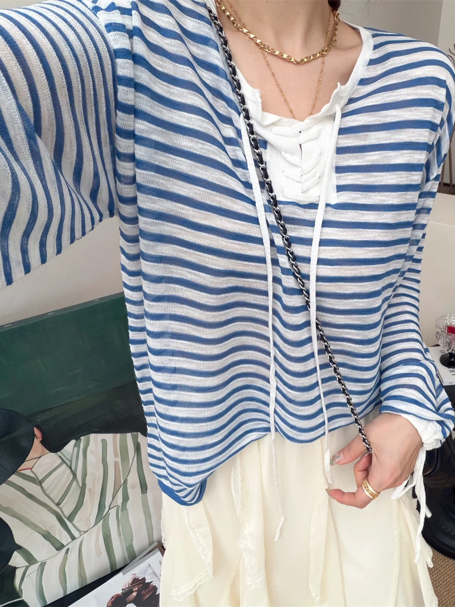 

Свободная дышащая футболка с длинным рукавом, V-образным вырезом, в горошек и полоску, женская, весенне-летняя, повседневная, удобная, дизайнерская.