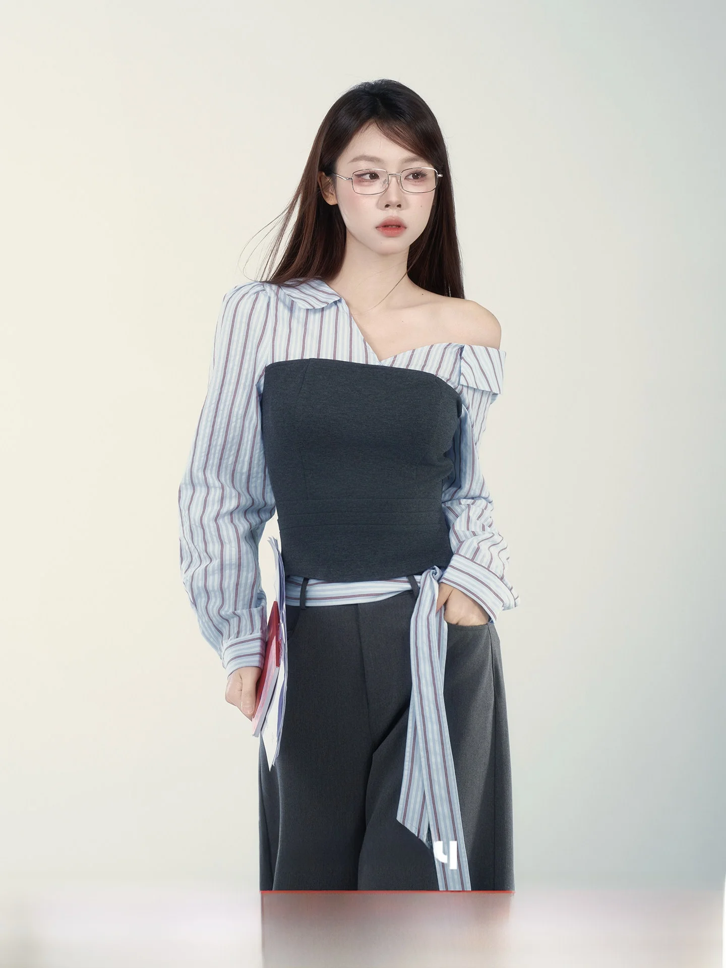 

Весна 2026: Женская клетчатая блузка с длинным рукавом в корейском стиле, модная, для повседневной носки, с эффектом двухслойности, приталенная, с принтом «Маленькие дикие ягоды»