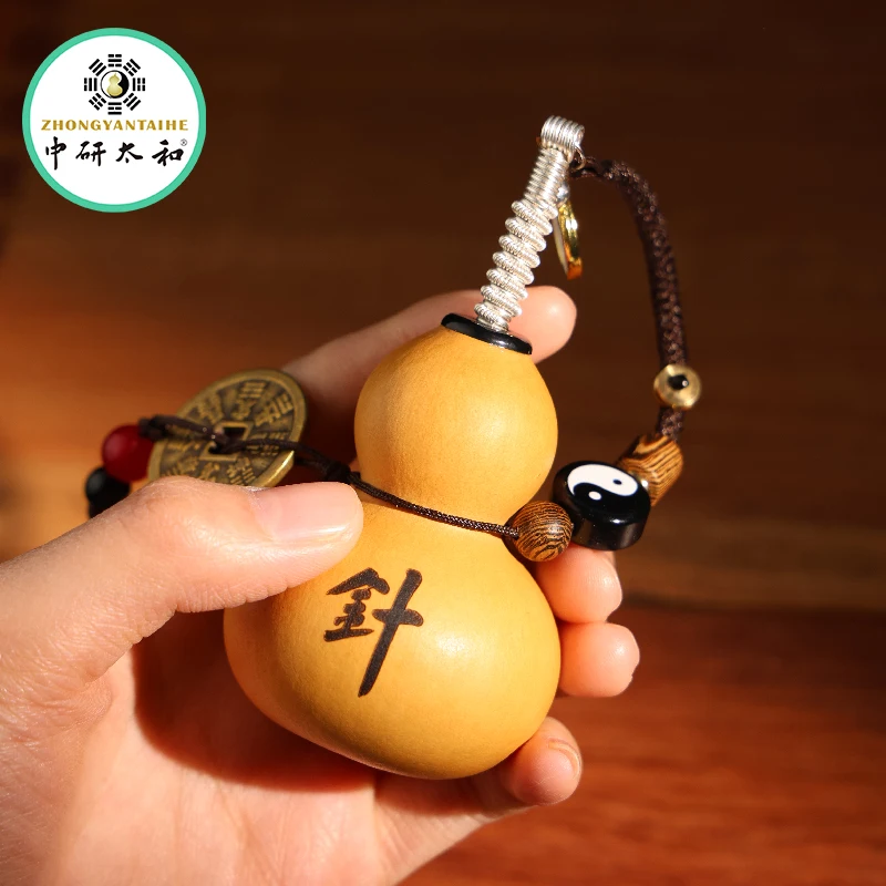 

Puncture Bloodletting Silver Three-edged Needle Gourd Cultural Gift Fingertip Pendant Ornament Traditional Chinese Medicine Tool