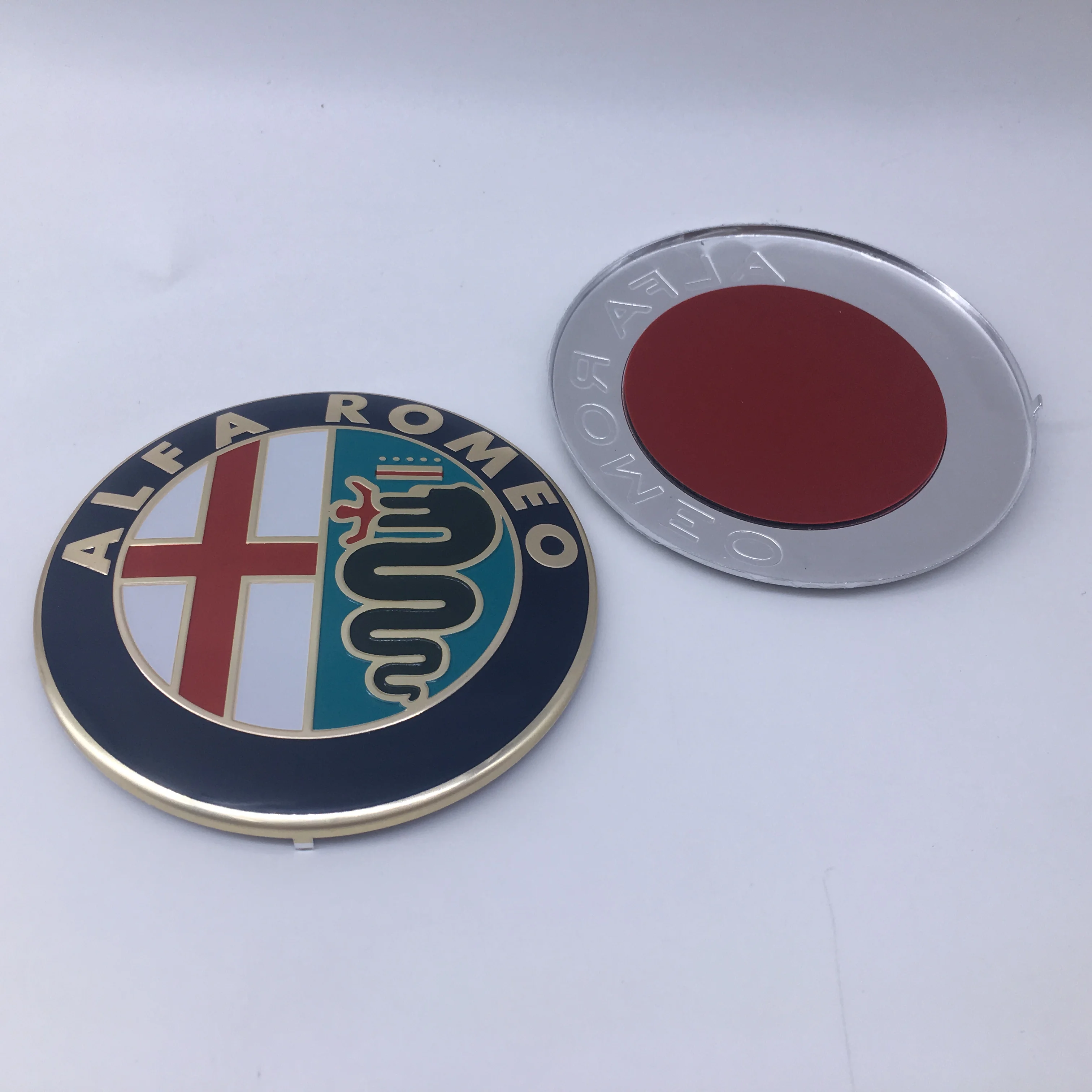 2pcs 74mm 6color ForAlfa Romeo Giulietta GT Car Front Grill Emblem Covers/Center Console Knob Interior Sticker Auto Accessories