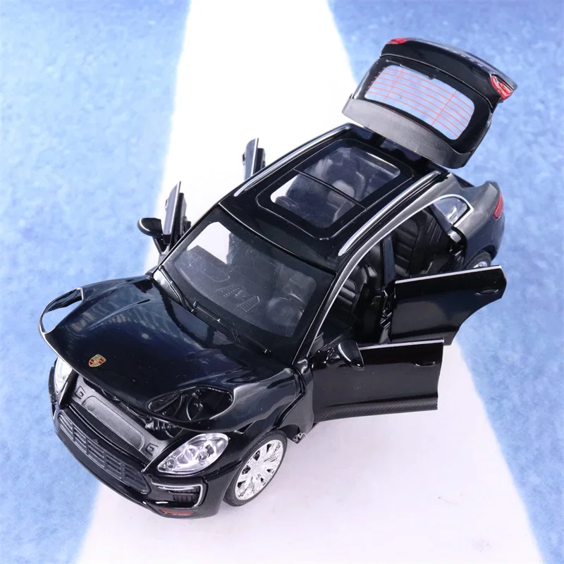 1:32 Porsche Macan SUV Alloy Car Model Diecast Toy Vehicles Metal Car Model Sound Light Collection Childrens Gift A43