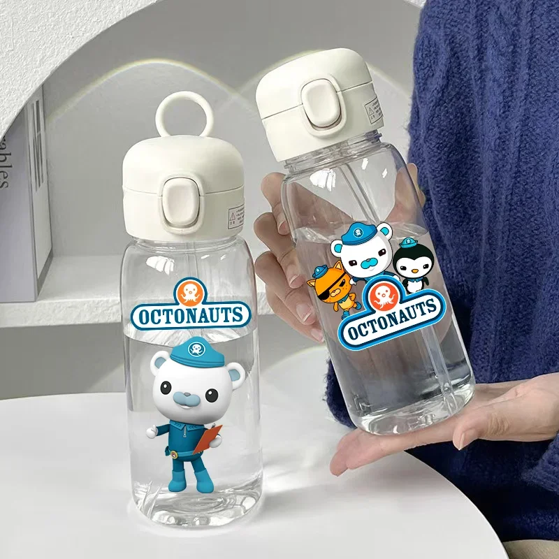 The Octonauts Transparenter Kunststoff-Trinkbecher mit Strohhalm, 400/600 ml, tragbare Trinkflasche mit Kwazii Barnacles Peso-Motiv, Weihnachtsgeschenk
