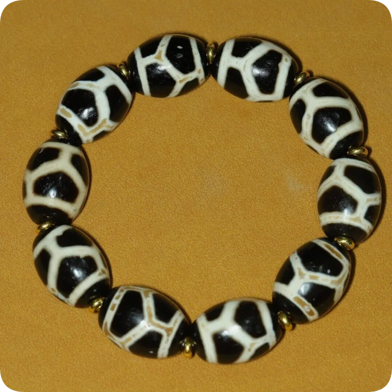 Tibetan black and white turtle shell longevity dzi bracelet Natural agate