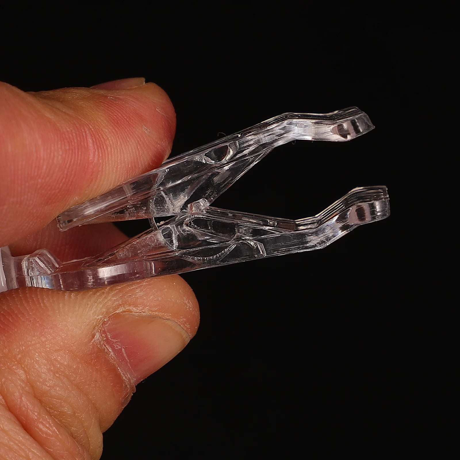 

10pcs Plastic Clips Double Sided Sign Holder Merchandise Display Banner Tag Holders Desktop Accessories Swivel Rotating Message