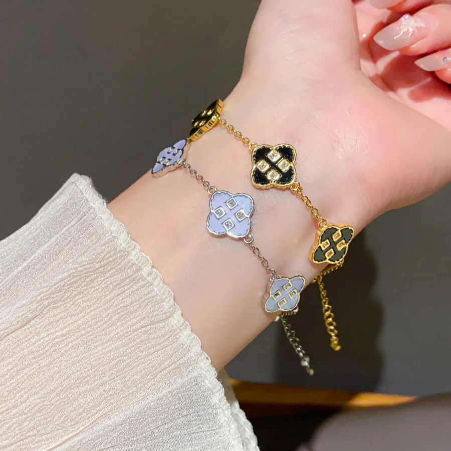 

Everyday Versatile Diamond-Cut Floral Bracelet - French Baroque Quiet Luxury Jewelry