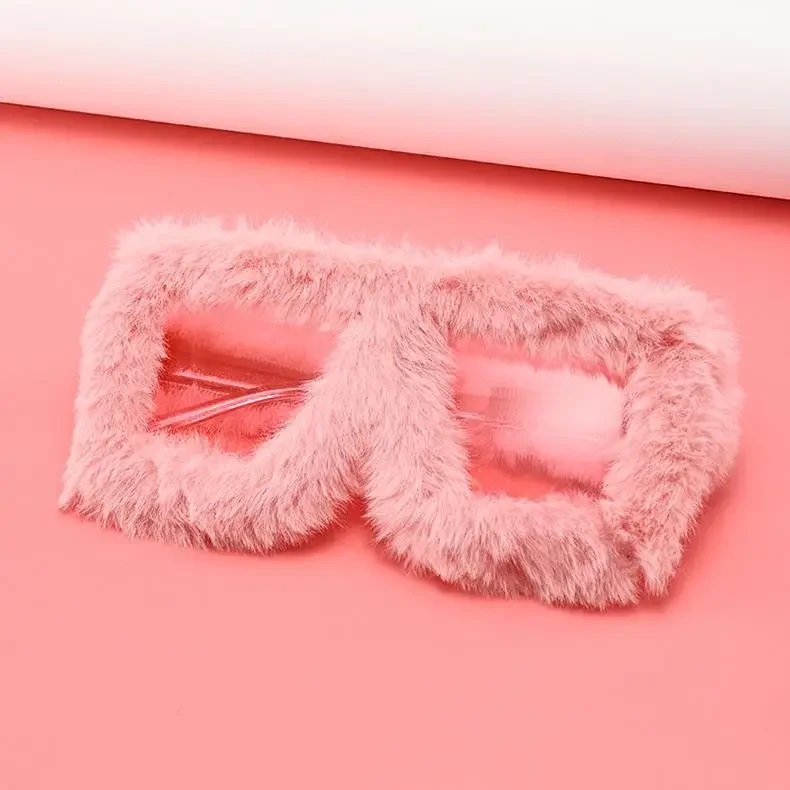Oversized Plush Sunglasses Y2K Fluffy Square Punk Sun Glasses Trendy Novelty Winter Shades for Christmas Party Eyewear Women