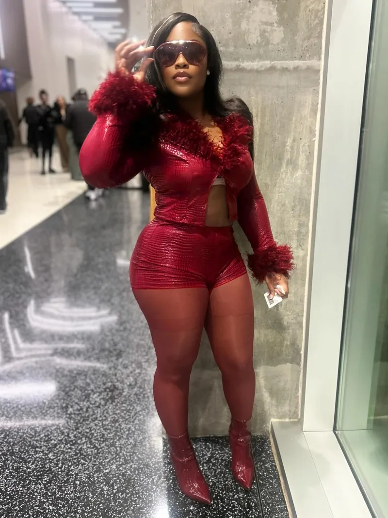 

Женская мода Позолота из искусственной кожи Комплект из 2 предметов Пушистые лоскутные куртки с длинными рукавами Укороченные топы + шорты Повседневные тонкие одинаковые костюмы