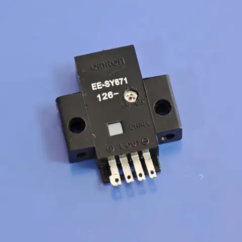 SCREEN CTP Machines Photo or Inkjet Printer Optical Switch Reflective Photoelectric Sensor  EE-SY671 Original New