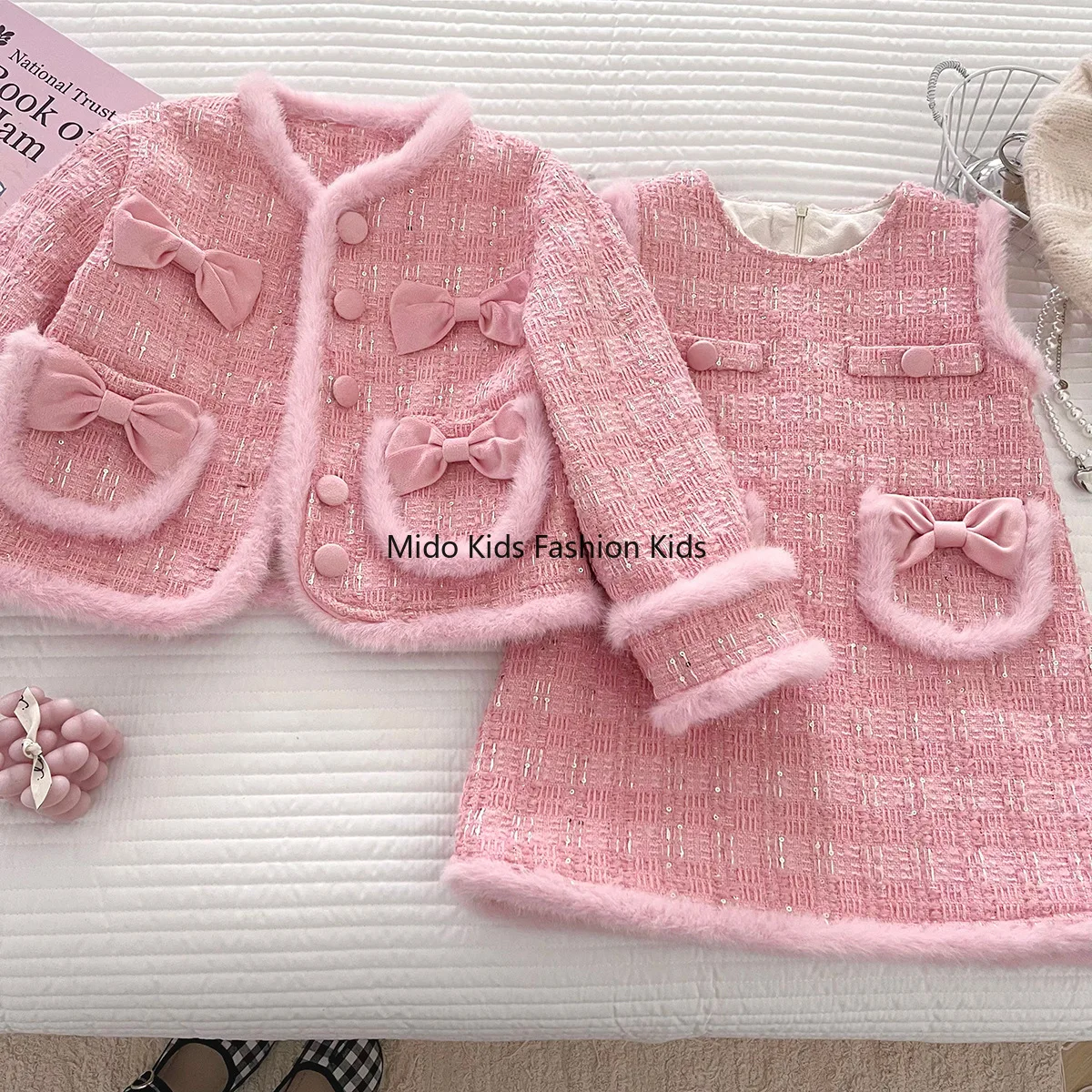 

Girls' Winter Set 2025 New Arrival: Fleece-Lined Thickened Children's Coat & Girl's Vest Dress – Baby's Stylish Two-Piece Set