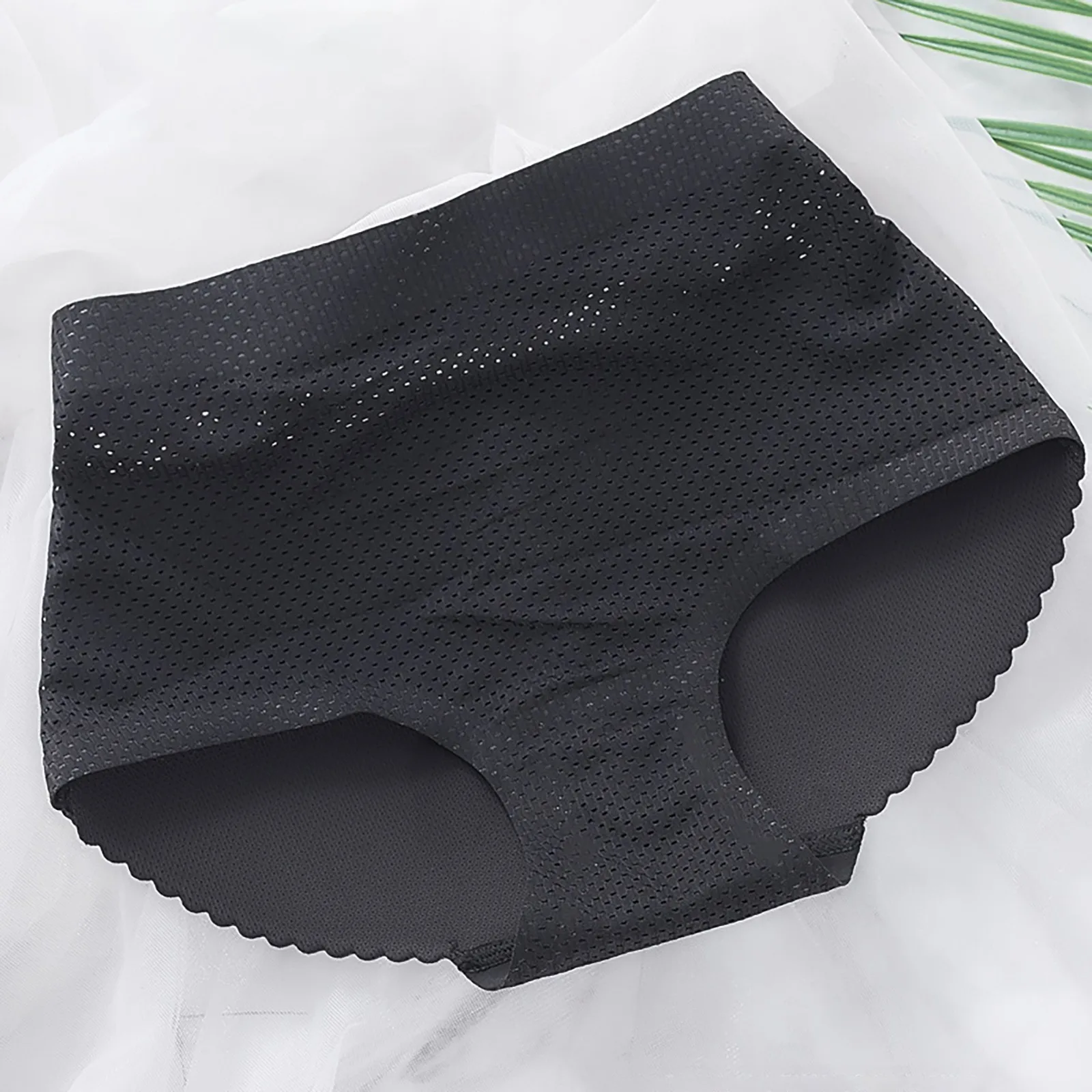 Sexy Refreshing Lingerie Women Soft Seamless Safety Summer Under Skirt Shorts Soft Comfortable Ice Silk Breathable Short Tights