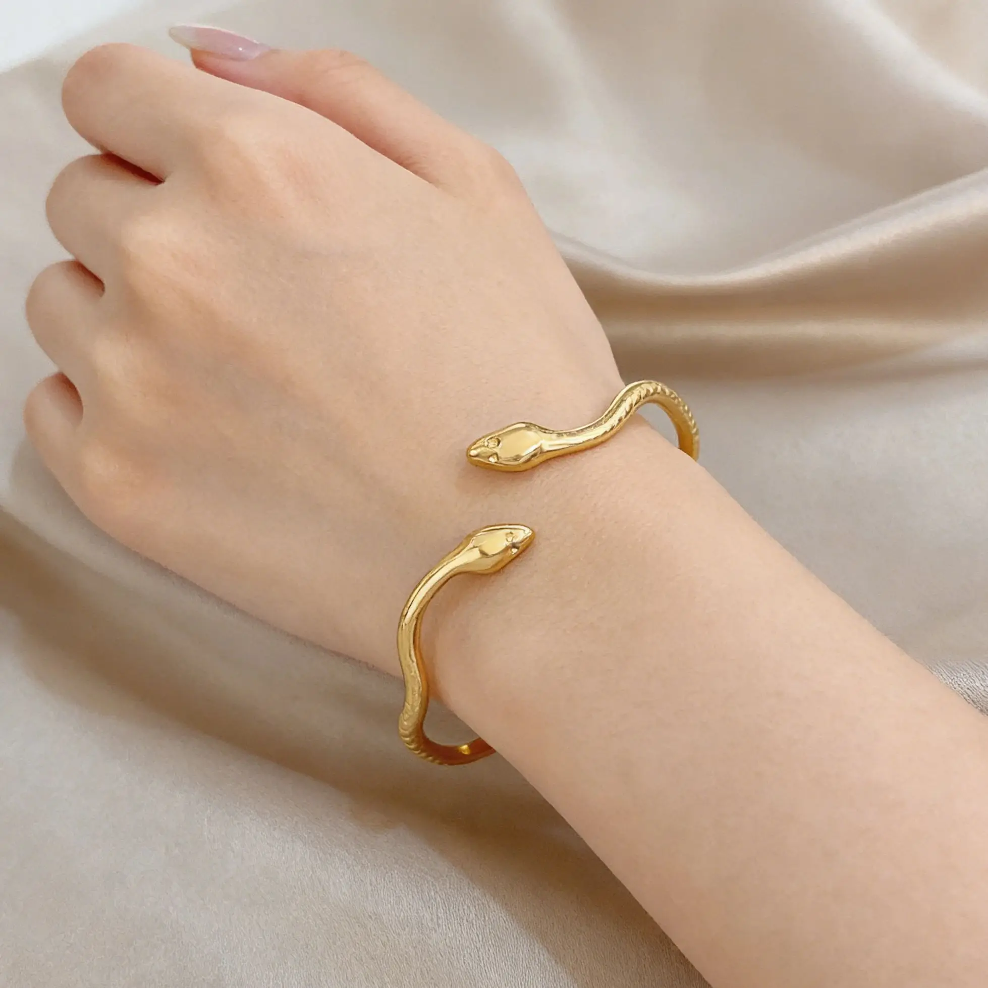 

Elegant Polished Snake Cuff Bracelet Waterproof Stainless Steel Open Bangle Gold Color Minimalist Jewelry For Her Daily Fashion