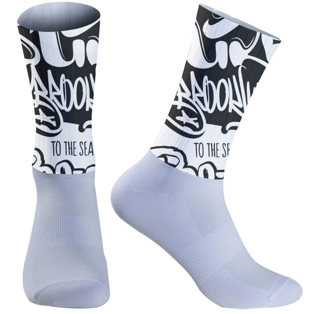 

2025 Новый дышащий и быстросохнущий, легко держать высокоинтенсивный велосипедный спорт!