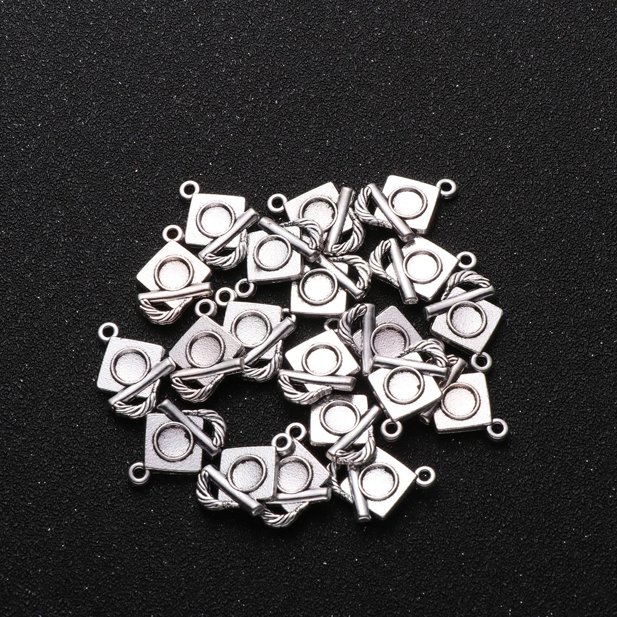 

20Pcs Graduation Hat Charm Pendants DIY Jewelry Components Alloy Craft for Earrings Keyring Cellphone Decoration Silver