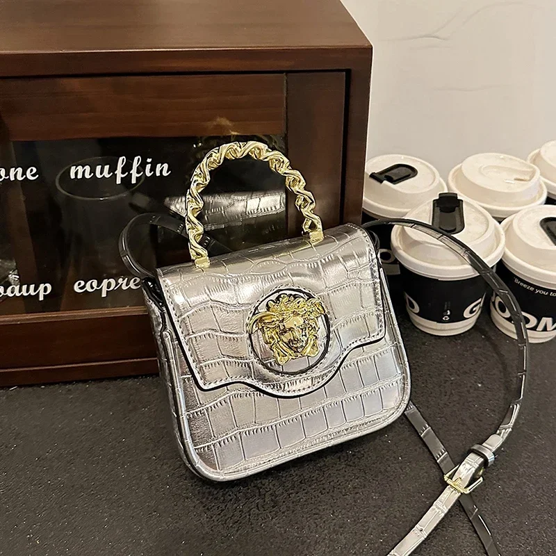 

Popular Tote Bag For Ladies, Spacious Leather Handbag With Reinforced Handles, Designer Messenger Bag Chic