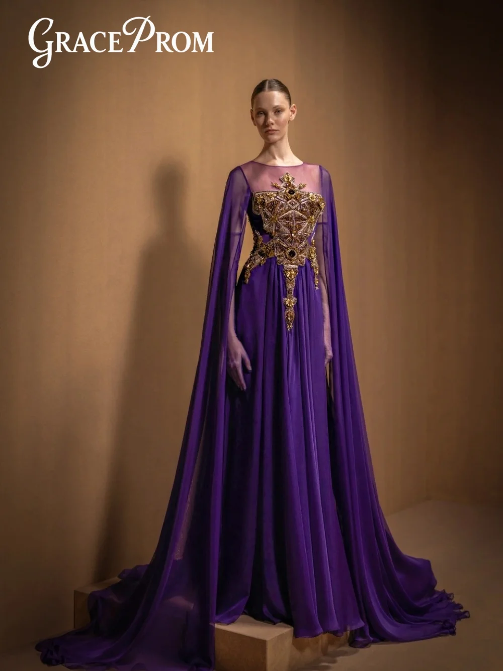 

Romantic Deep Purple Beaded Chiffon Long Evening Dress Modest Cape Sleeve Gold Applique Party Gown High Collar Prom Dresses