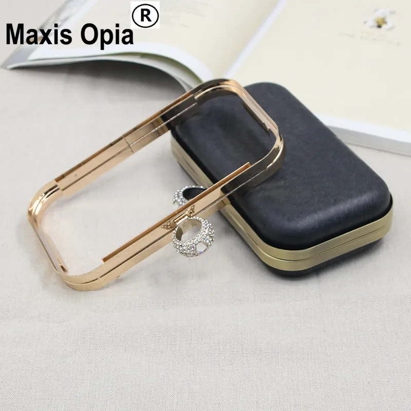 High Quality Case Silver Gold Antique Brass Color Plastic Black Box Diy Handbag Accessories Wholesale Metal Purse Frame Obag