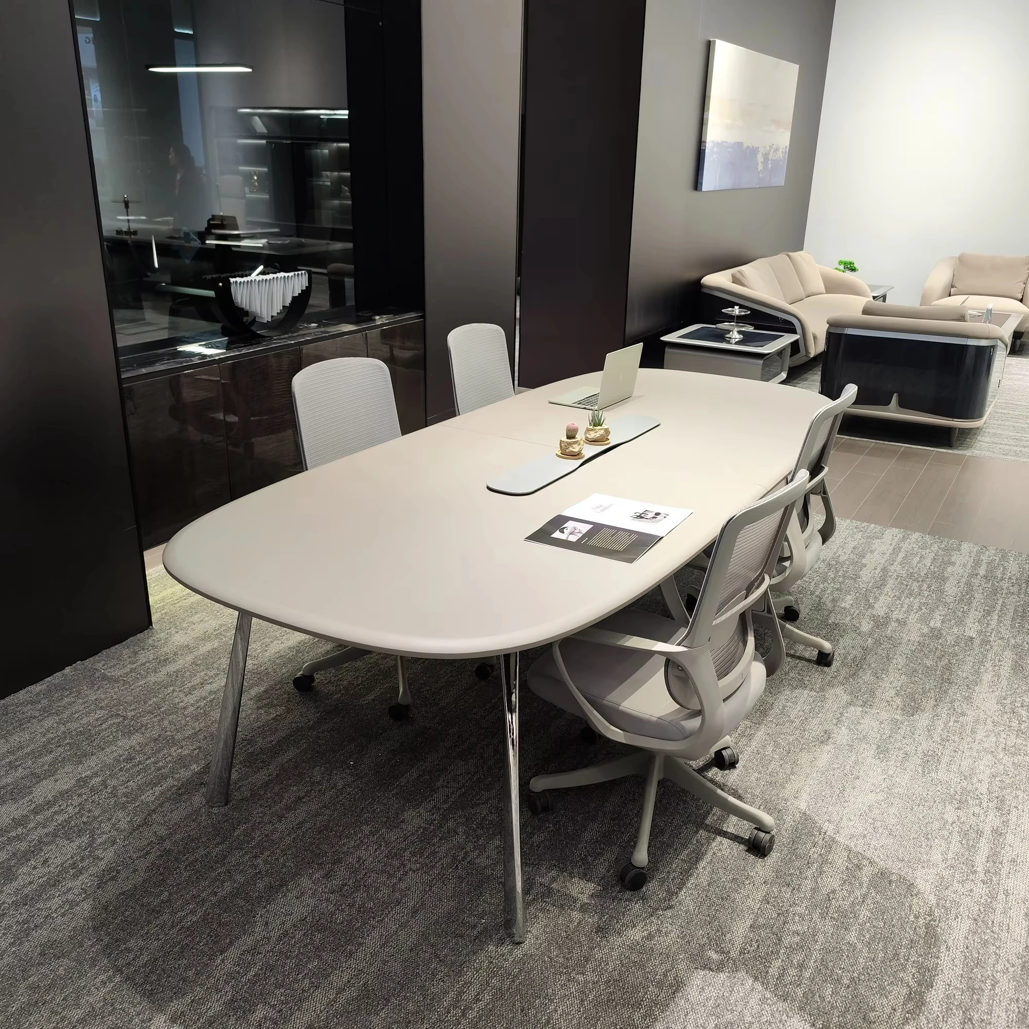 

Art Modeling Oval Shape LED Multi-function Luxury Conference Table Geometric Aesthetics