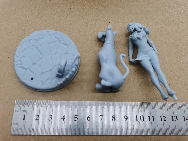 Resin Figure 1/24 Scale 75mm Anime Girls and Dog Diy Assembly Model Kit Unassembled Diorama Unpainted Figurines Hobby Toys