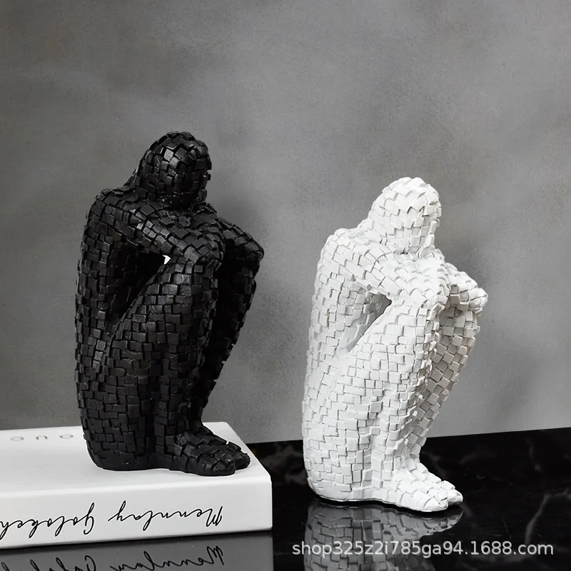 Resin Abstract Figure Statue Mosaic Character Model Sculpture Geometric Uneven Tuck Thinker Golden