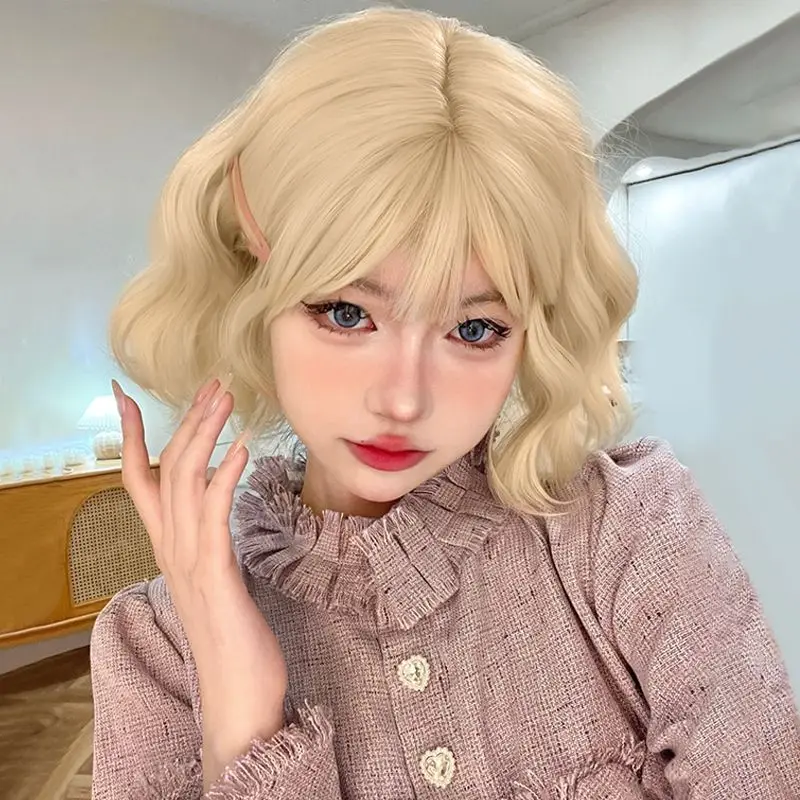 Platinum Blonde Short Synthetic Wig for Women Cute Youthful Curly Bob Fluffy Wool Curl Full Head Natural Cosplay Party Wear