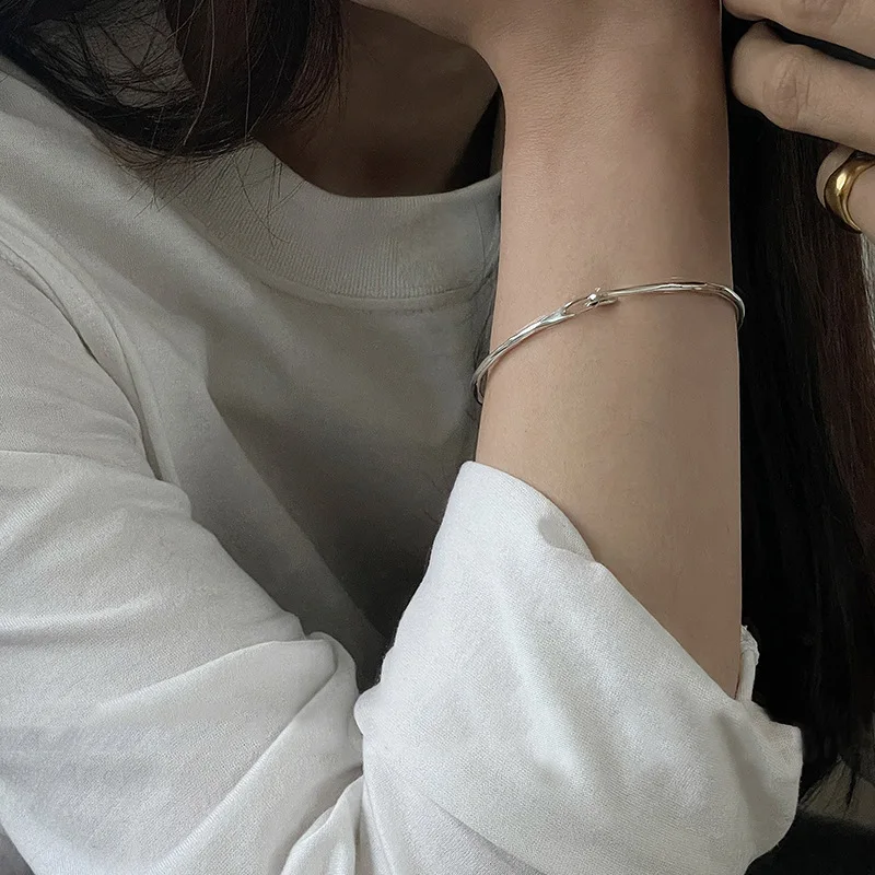 

VENTFILLE 925 Sterling Silver Irregular Line Handmade Bracelet for Girl Simple Extremely Fine Jewelry Birthday Gift Dropshipping