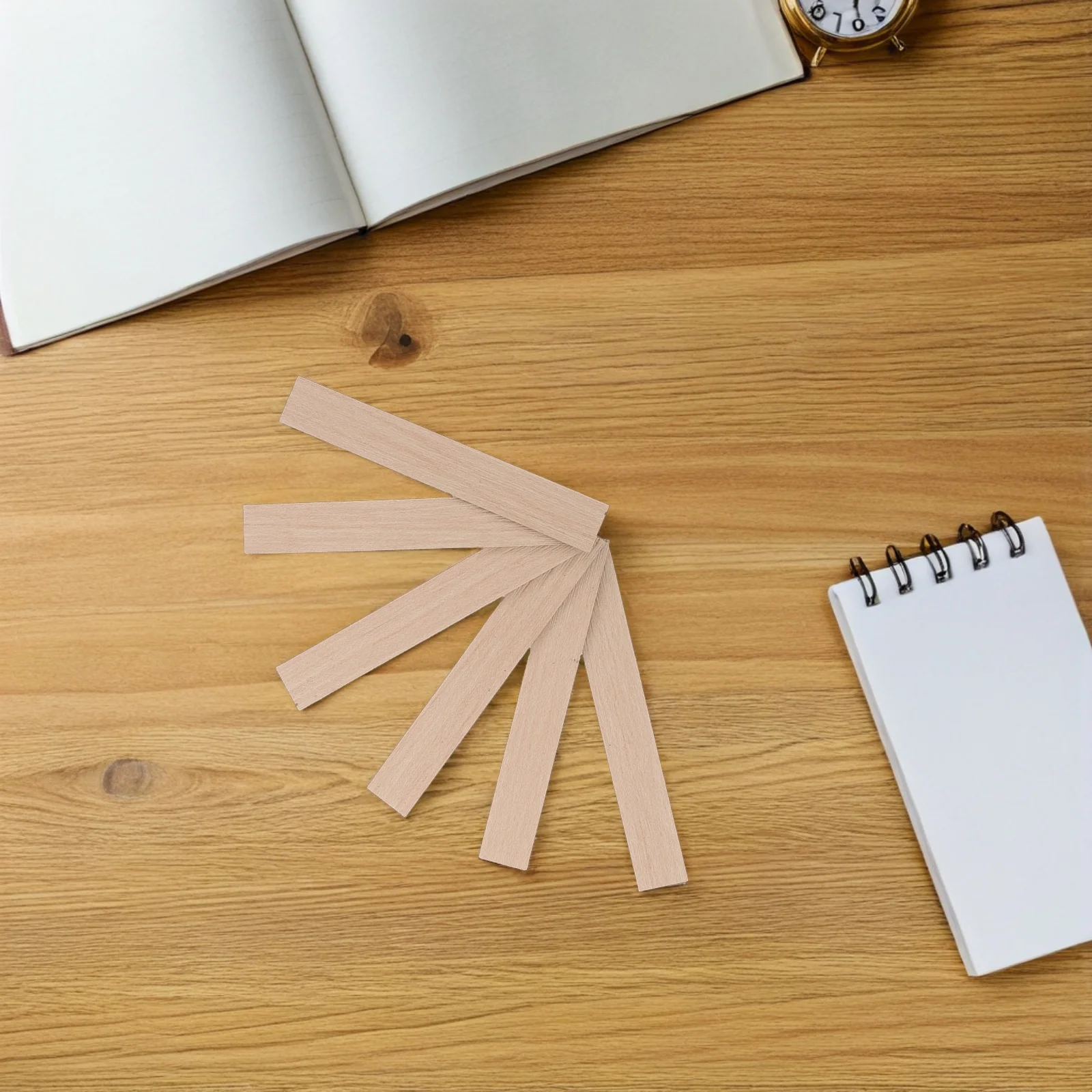 40 szt. Miniaturowe panele podłogowe z drewna do samodzielnego montażu, realistyczne wzory, łatwe w aplikacji, dekoracja do domków dla lalek.