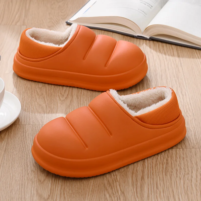 شباشب قطنية دافئة جديدة للخريف والشتاء خفيفة الوزن مقاومة للماء على طراز الخبز للنساء