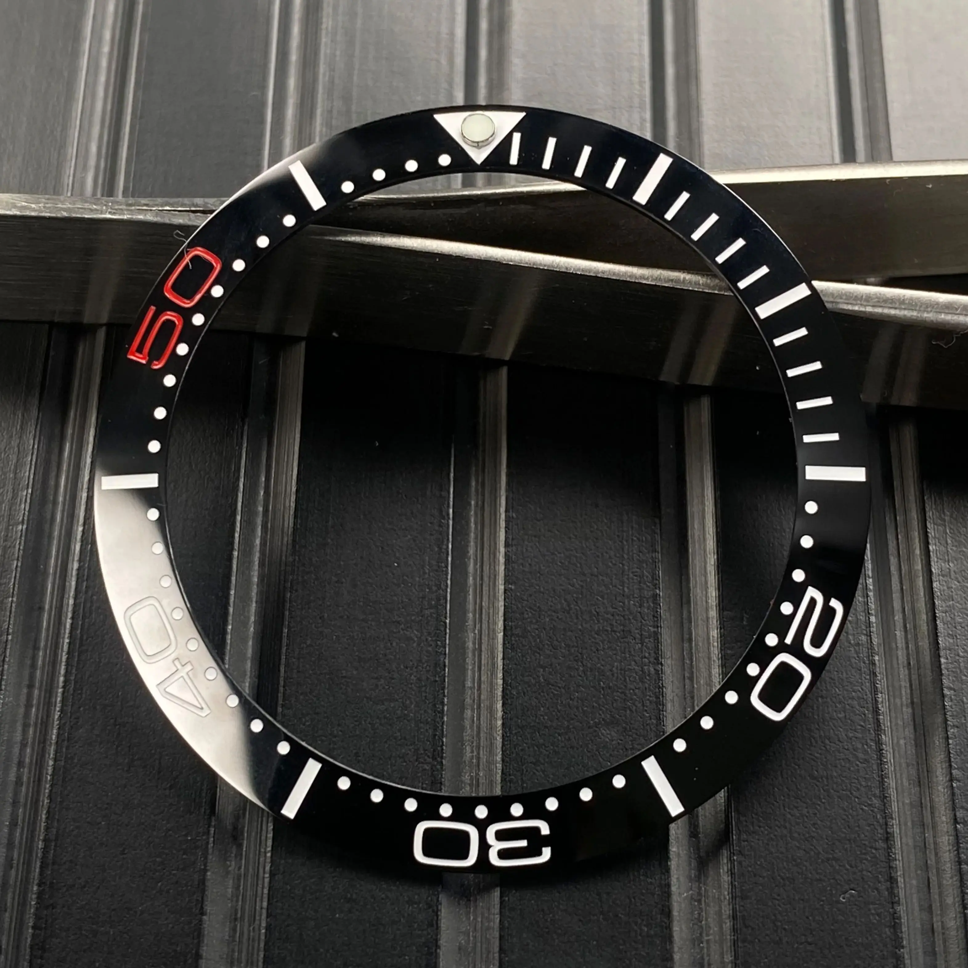 38mm * 30.5mm Lunetta in ceramica SM Lunetta Serie Verde Perline luminose Inserto Anello Pendenza Fit SKX007 NH35 Cassa Lunetta Parti di ricambio