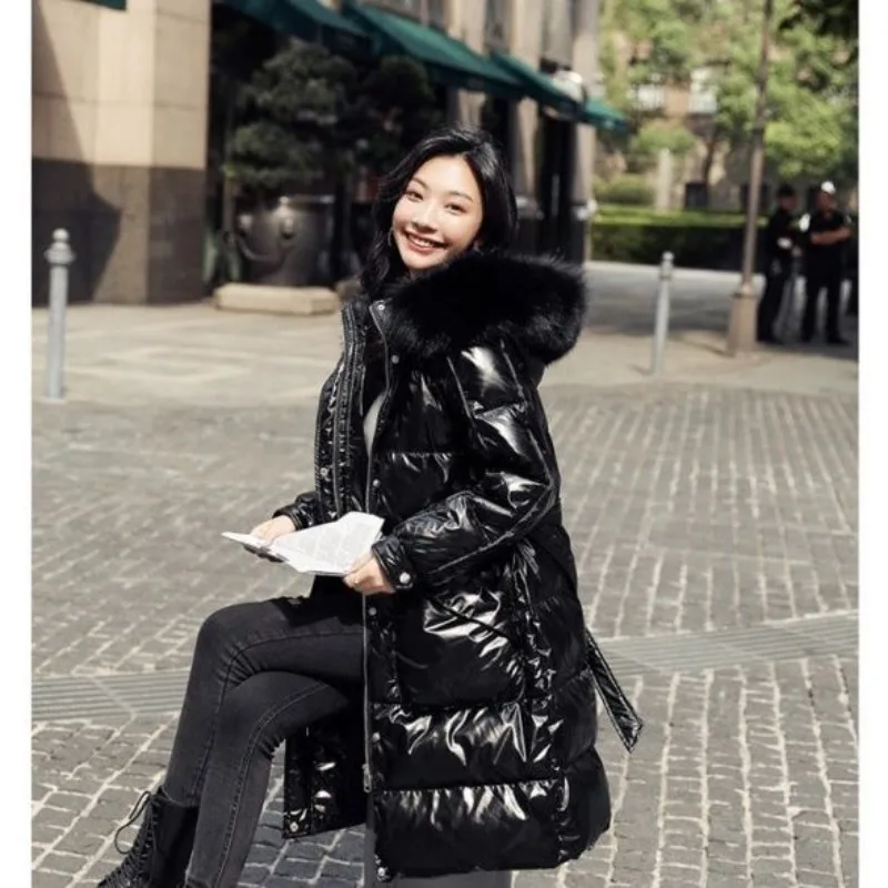 موضة جديدة متوسطة وطويلة سترة سميكة فضفاضة ورقيقة الشتاء الخصر سترات لامعة الفراء طوق ترك في أسفل الملابس القطنية
