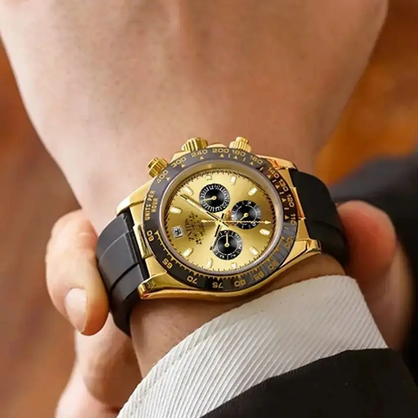 

Fashionable Men's Quartz Watch in Gold Color Scheme, Breathable Black Rubber Strap, Waterproof, Luminous, Business Casual Men's Watch, a Top Choice for Gift-Giving