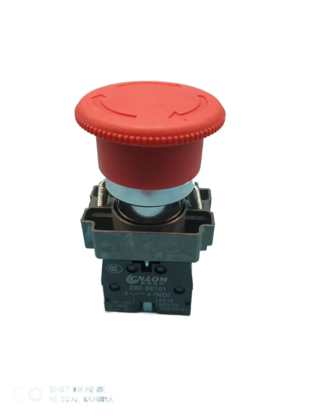 Electric Vehicle Forklift Emergency Stop Switch ZB2-BE101 2026 Year