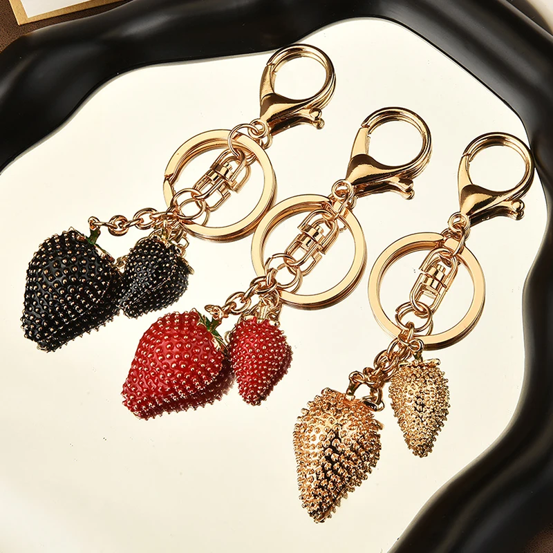 Fashionable Strawberry Pendant Keychain Cute Charm Keyring For Women Girls Car Backpack Decoration