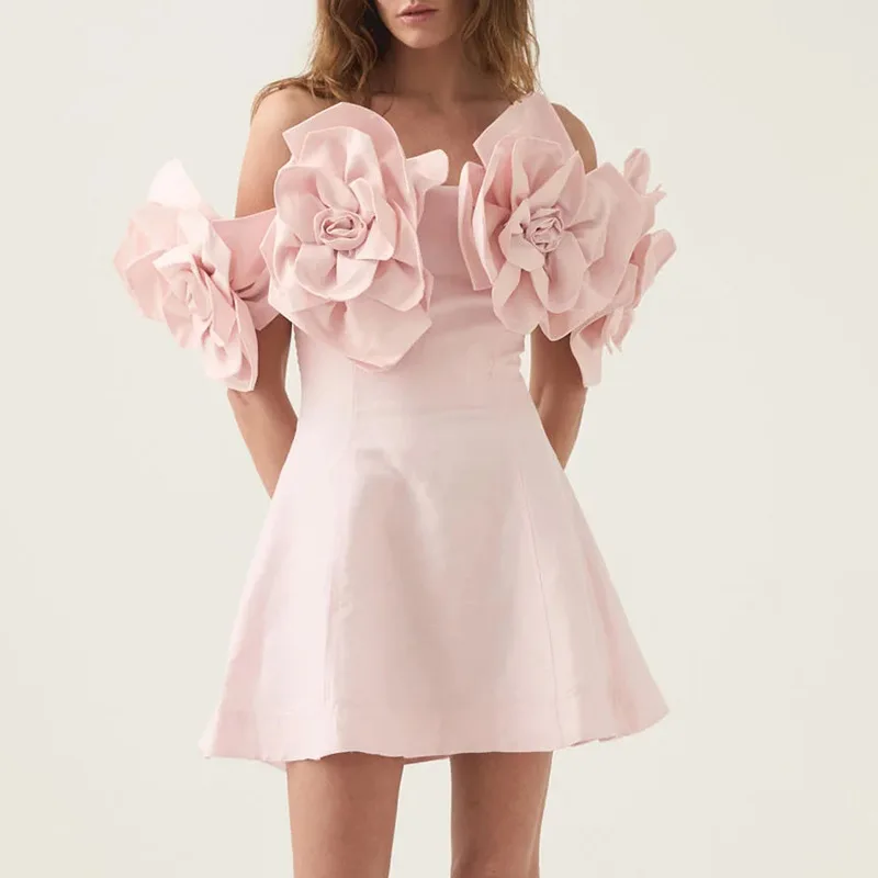 

French Style Elegant Socialite Dress2025New Style Off-Shoulder Strapless Dress with 3D Floral Niche Design Women