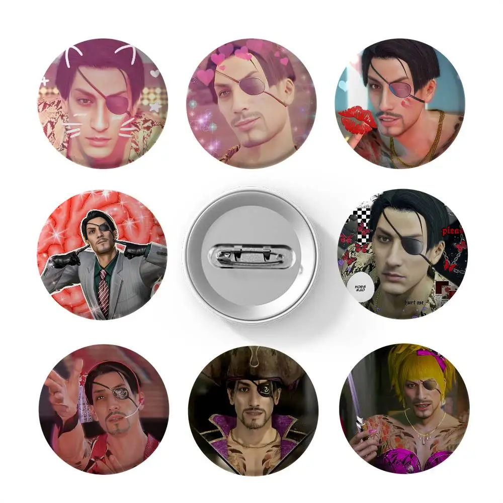 الحب G-Goro Majima Y-Yakuza شارات مستديرة رائعة شارة دبابيس الإبداعية للملابس قبعة ظهره هدية اكسسوارات #1