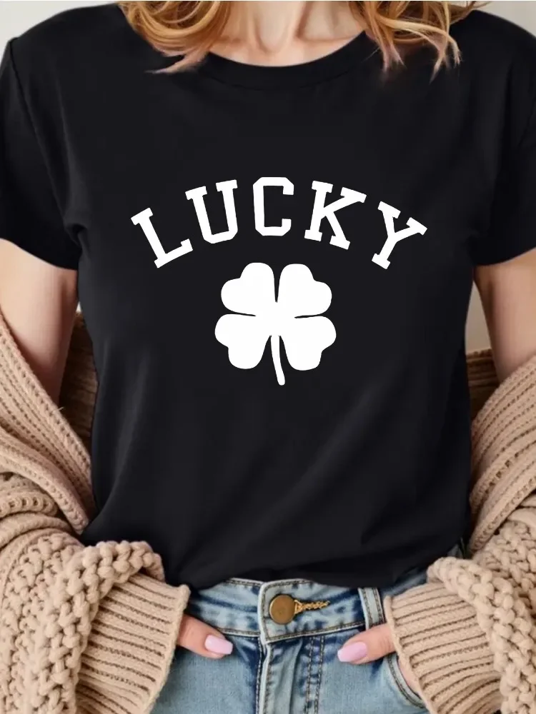Women's Four-leaf Clover Print T-shirt, Casual Everyday Party Wear, Text Design, St. Patrick's Day.graphic T Shirts Personality