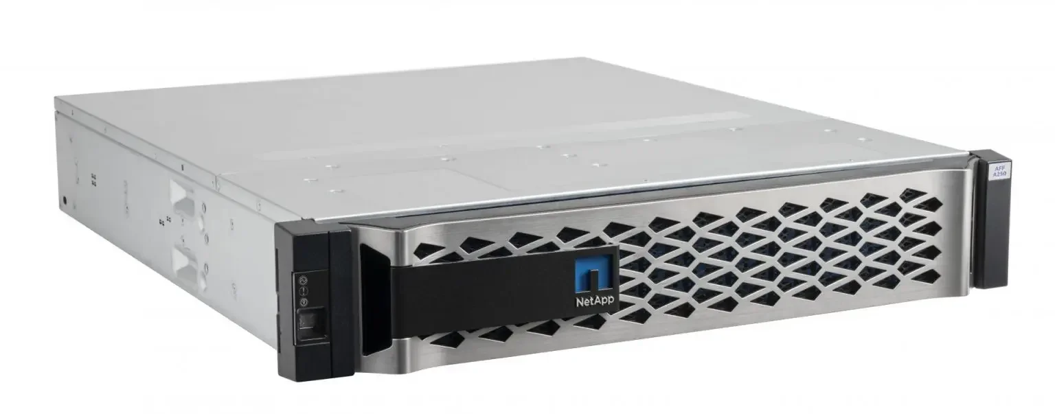 High Performance Fas Series Fas8300 Nas Networking Data Storage 4u 88pb 7.3pb 720 Maximum Drives
