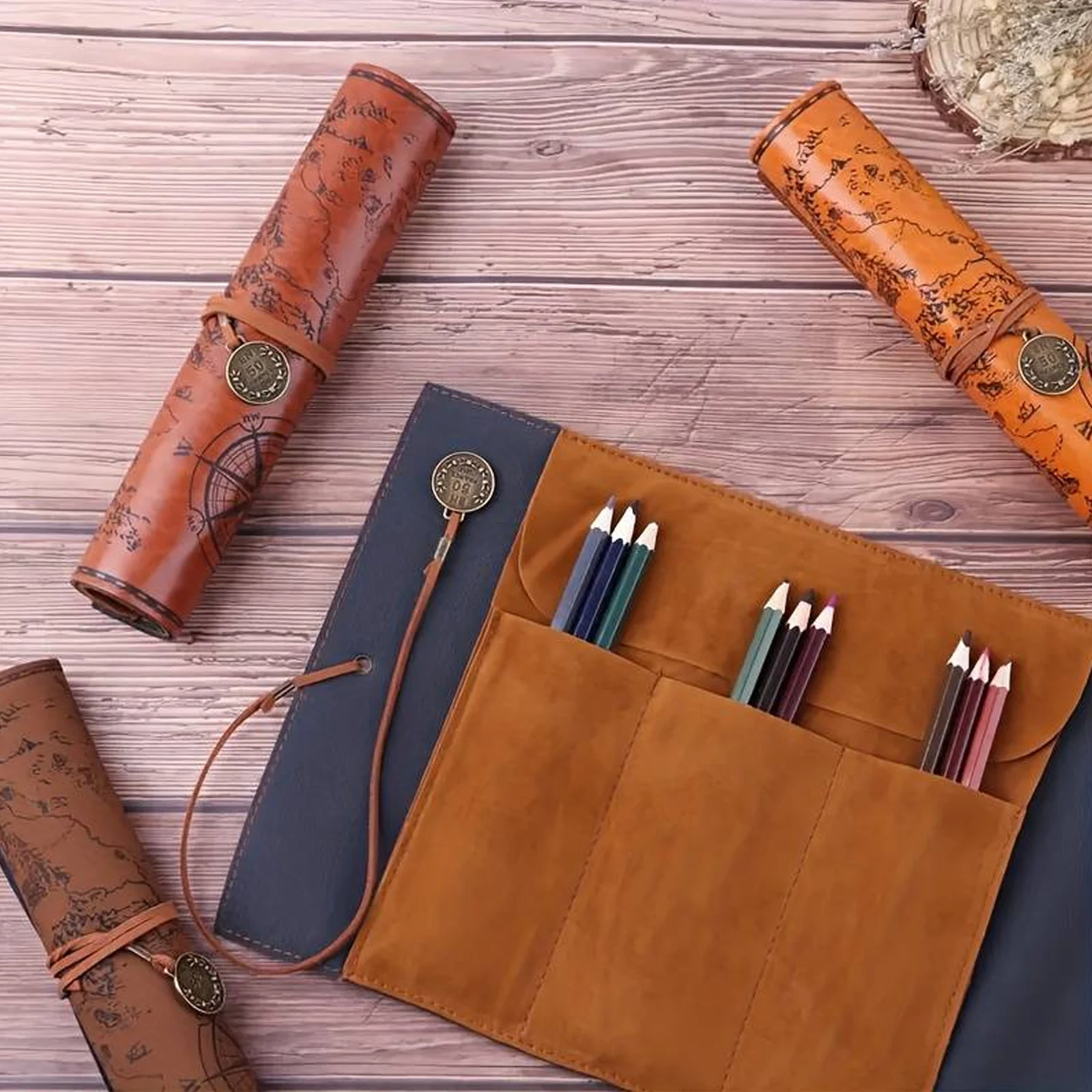 A Vintage Creative Pen Holder and Pencil Case, Reusable, Classic Style, Random Color Combination, Leather Material, Easy to Use or Carry, Large Capacity Leather Roll-Up Pencil Case, Embossed Buckle Simple Stationery Box, Roll-Up Portable Pencil Drawing Bag, Pen Holder, Reusable, Durable