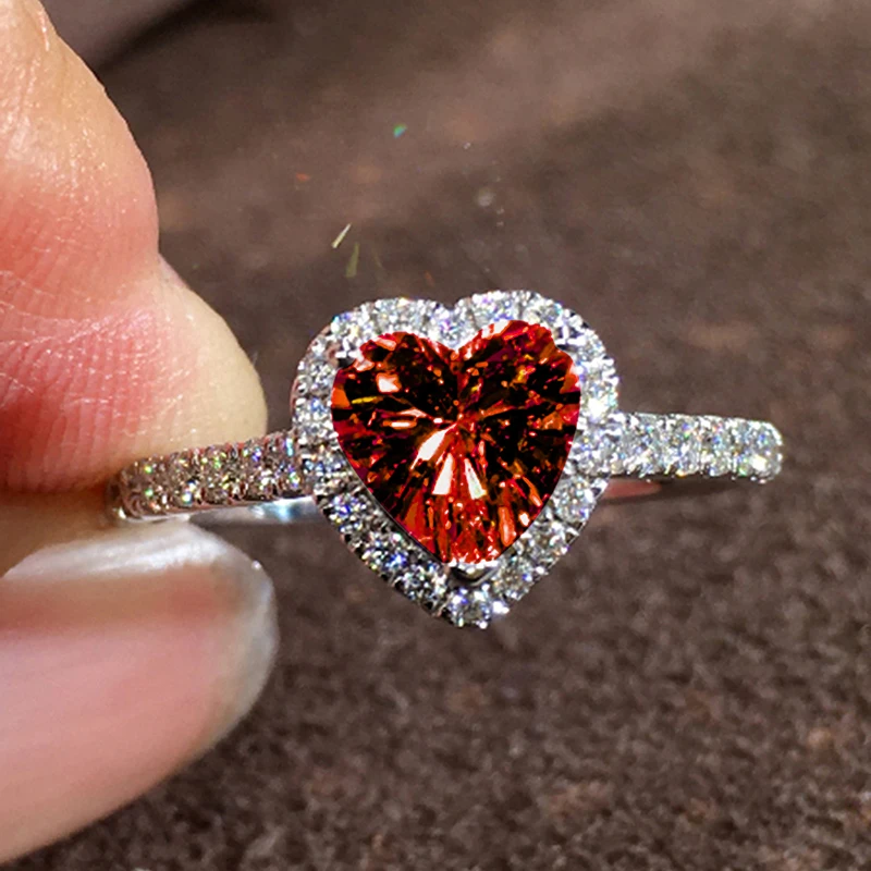 Huitan Luxuriöser Herz-Zirkonia-Fingerring für Damen, Ehering in Verschiedenen Farben, Kristallstein-Accessoires, Verlobungsschmuck für Damen
