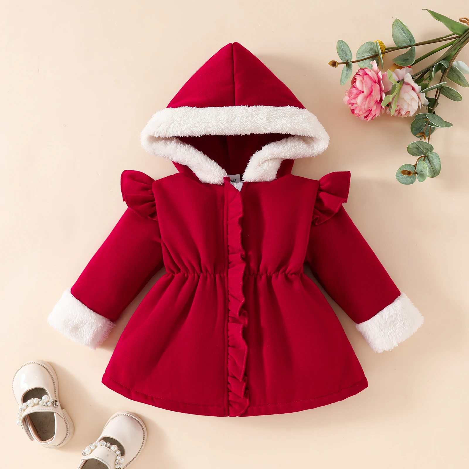 Autumn and winter single baby baby girl cute little flying sleeve hooded waist coat, hat cuff fur decoration