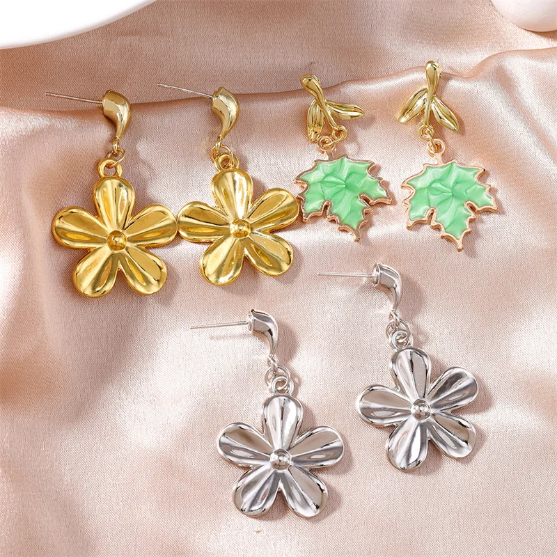 Koreanische Blumen-Ohrstecker für Frauen, Niedliche Ahornblatt-Ohrhänger, Mädchen Party Festival Schmuck Dekoration – Detail 4