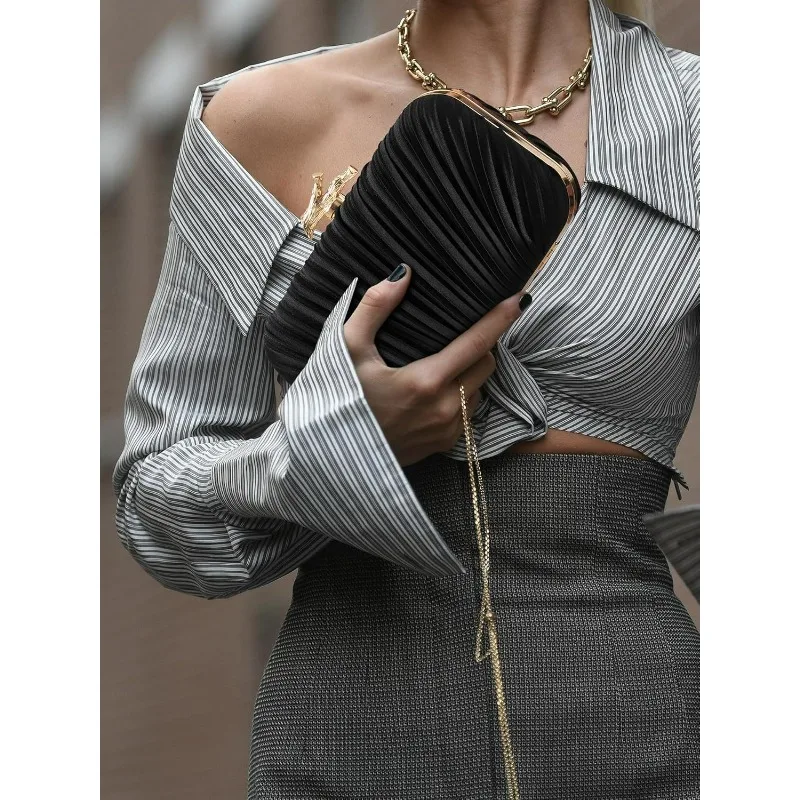 

New Pleated Hand Held Dinner Banquet Bag Ladies Socialite Evening Dress Wedding Evening Bag Exquisite Simple Casual Personality