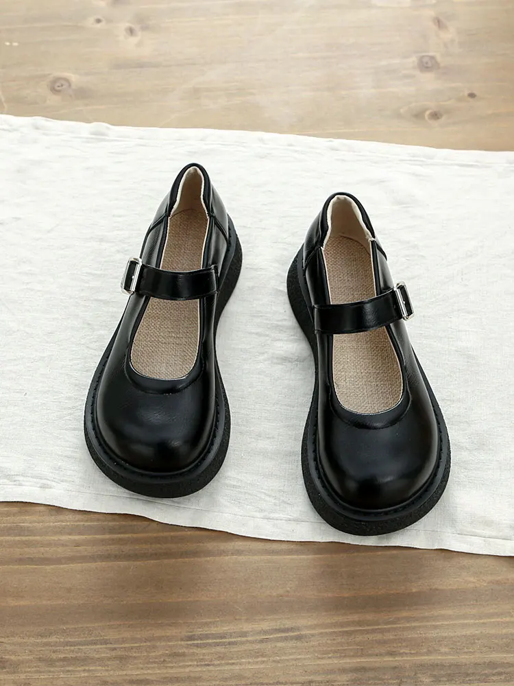 Retro British Style Slip-On Thick Heel Shoes Black Leather Fairy Tale Style Big Head Flats Daily Wear Comfortable Fashionable