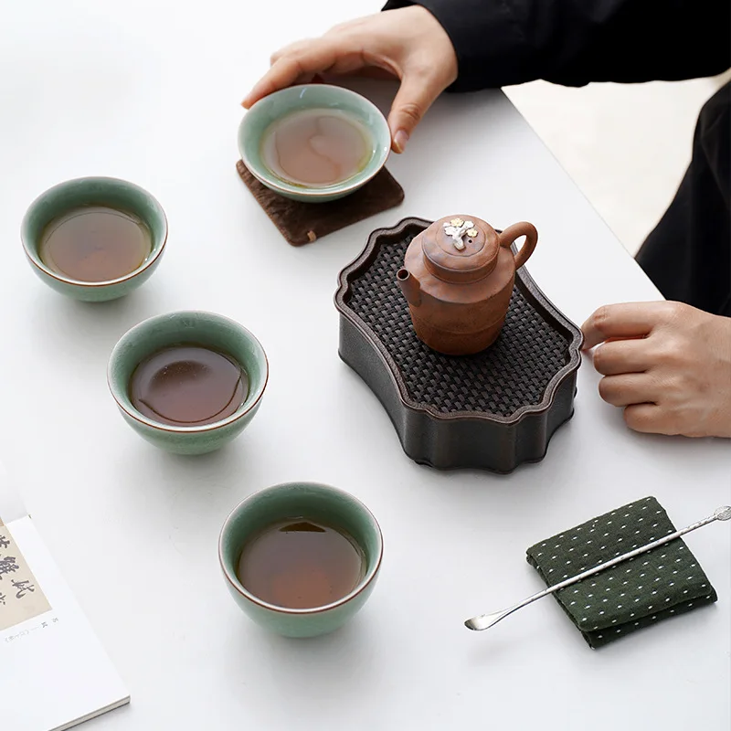 

Green Ice Flower Family Name Tea Cup High-end Master Cup Single Cup Personal Tasting Kung Fu Tea Set Ceramic Single Tea Bowl Eng