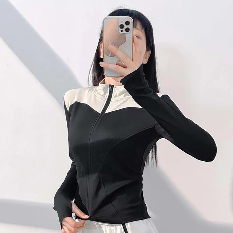 

Женская толстовка с защитой от солнца в стиле пэчворк, корейская дышащая приталенная рубашка на молнии для йоги, элегантный топ для бега, фитнеса, тенниса, пилатеса, солнцезащитный топ