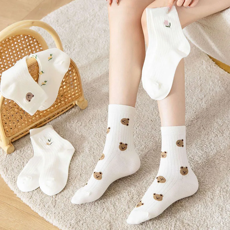 2022 Summer New Embroidered Bear Women Socks Pure Cotton Cute Cartoon Animal Female Invisible Socks 5 Pairs Of Socks Meiya