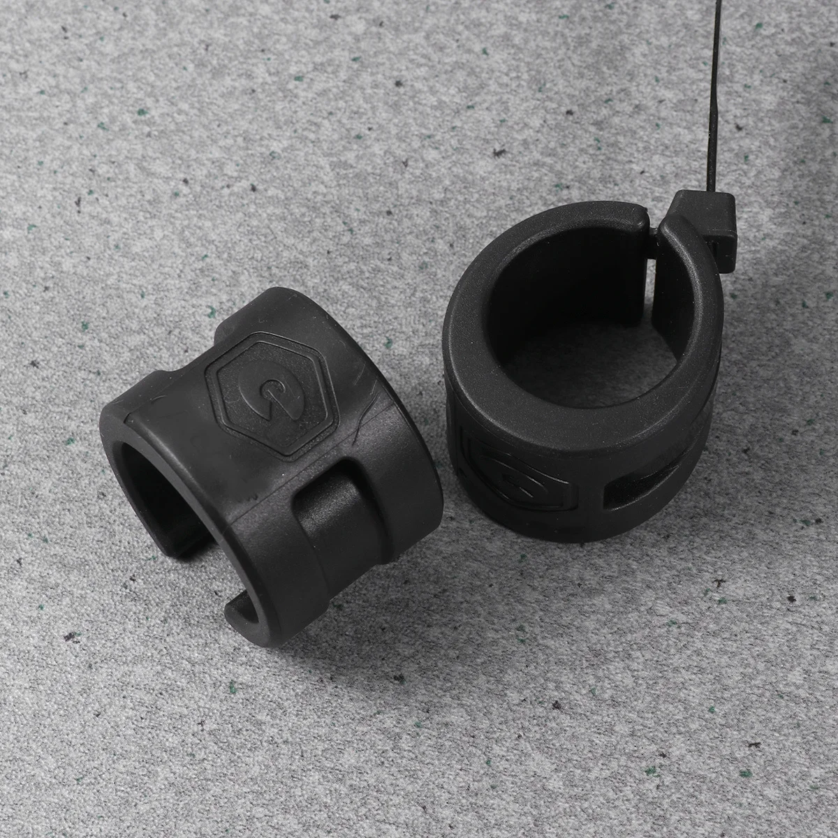 

4Pcs Rear Fork Chain Protector Anti-Collision Rubber Rings Durable Lightweight Clip Mounted for Road Mountain Bikes