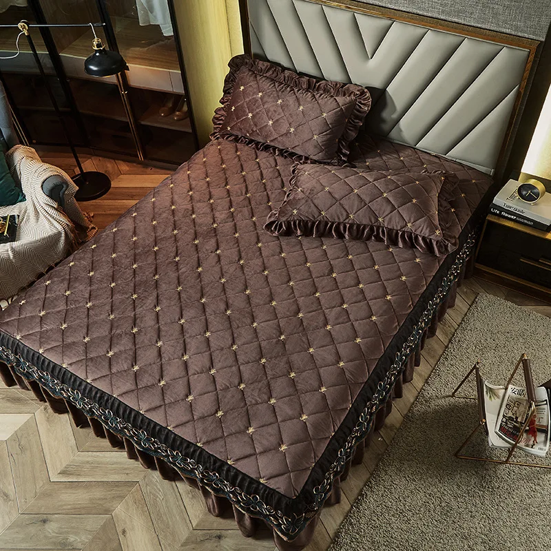 Luxury Embroidery Bedspread Thicken Plush Quilted Bed Skirt Winter Warm Soft Velvet King Size Bed Cover Not Including Pillowcase