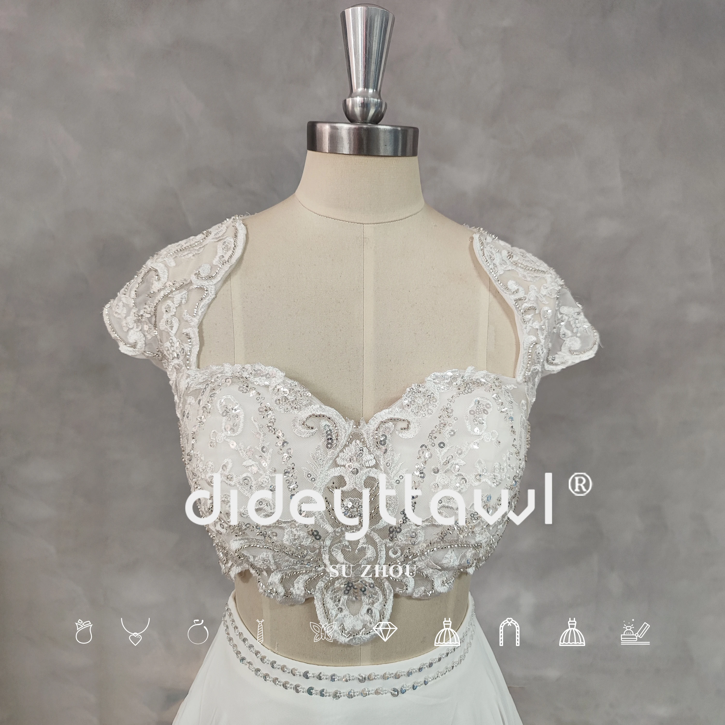 Muslimreal Picture Boho due pezzi maniche ad aletta in pizzo a-line abito da sposa in Chiffon tagliato sul retro abito da sposa con spacco laterale alto